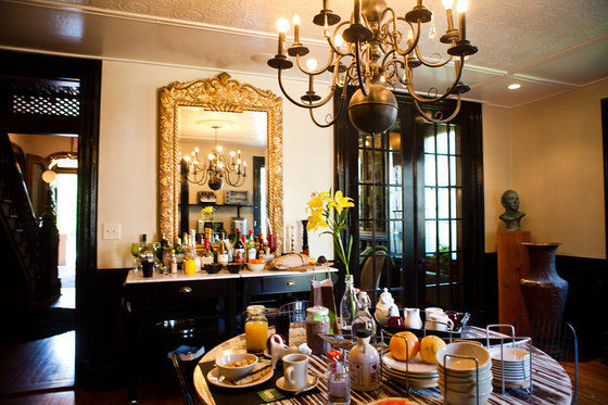 Made Inn Vermont An Urban-Chic Boutique Bed And Breakfast バーリントン レストラン 写真